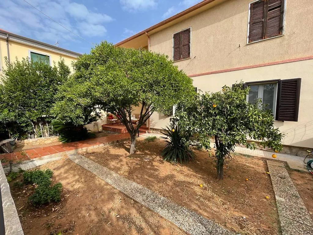Villa Casa Mari Fertilia Ferienhaus